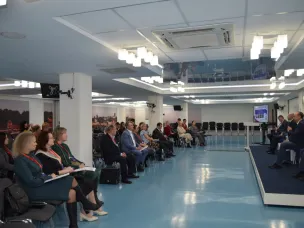 76 нижегородских предпринимателей приняли участие в конференции «Бизнес и власть: партнёры или конкуренты»
